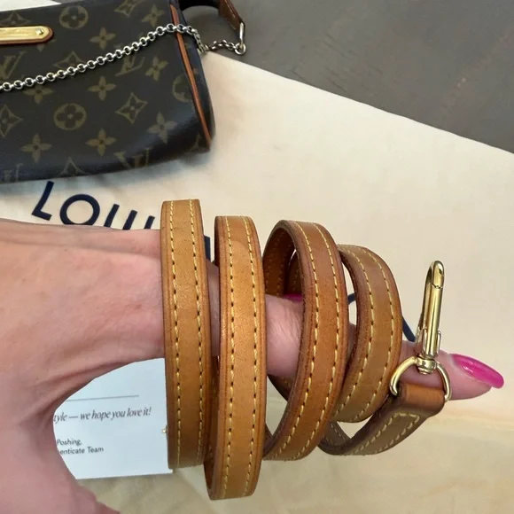SOLD Louis Vuitton Eva in Classic Monogram - Picture 14 of 15